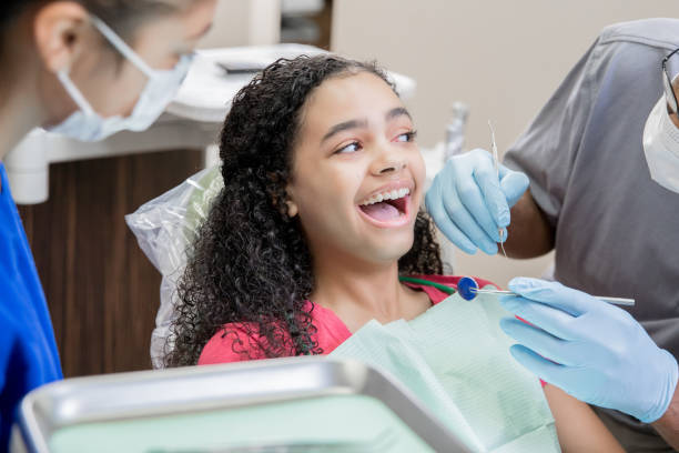 Best Broken or Chipped Tooth Repair in Moon Lake, FL