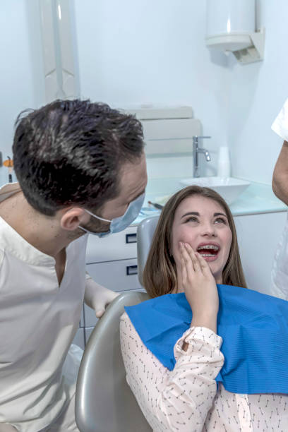 Best Emergency Care for Gum Disease in Moon Lake, FL